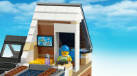 LEGO&reg; LEGO City Familienhaus mit Elektroauto (60398)