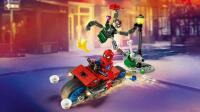 LEGO&reg; Super Heroes Motorrad-Verfolgungsjagd: Spider-Man vs. Doc Ock (76275)