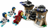 LEGO® Super Heroes Iron Man & Iron Legion vs....