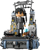 LEGO® Wednesday Addams Baufigur (76780)