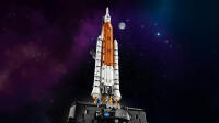 LEGO® Technic NASA Artemis SLS-Schwerlastrakete (42221)
