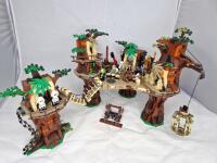 LEGO® Star Wars Ewok Village (10236)